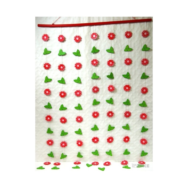 GIRLANDA 7ks NA TYČI*MIX BAREV