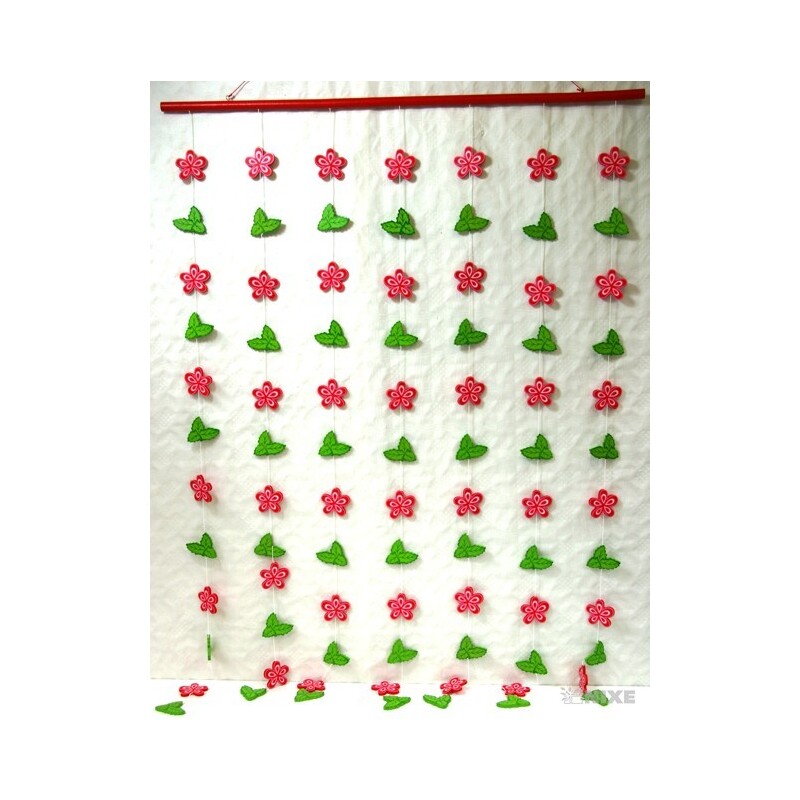 GIRLANDA 7ks NA TYČI*MIX BAREV