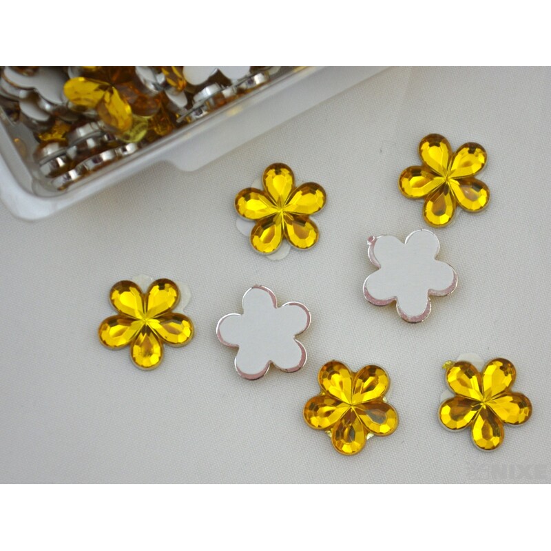 KVÍTEK AKRYL 1,5cm 100ks NALEPOVACÍ*ŽLUTÁ