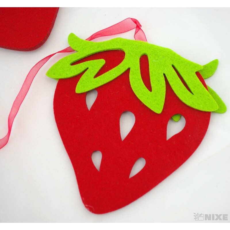 GIRLANDA FILC JAHODA 21x103cm