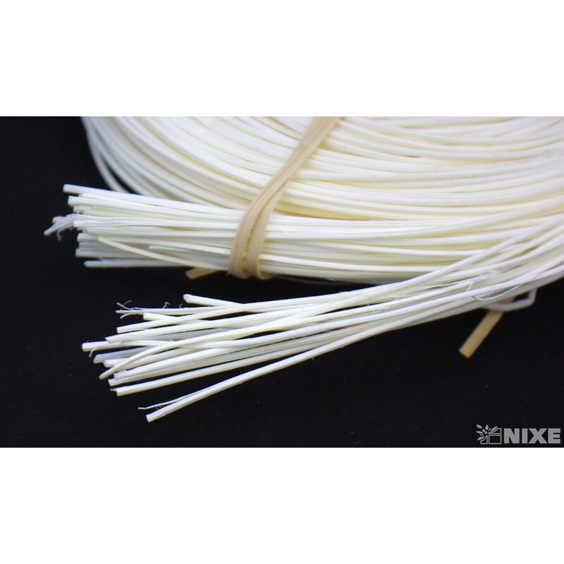 RATTAN MONDOL. 1,5mm*BÍLÁ