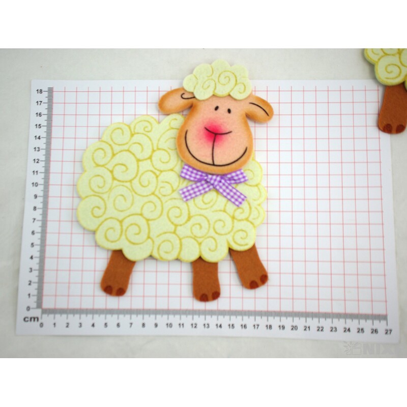 OVEČKA FILC NALEPOVACÍ 18x15cm