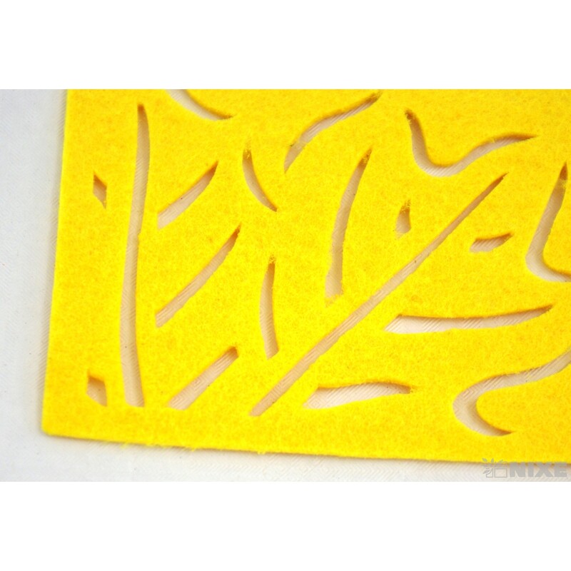 PODLOŽKA FILC 30x45cm*MIX BAREV