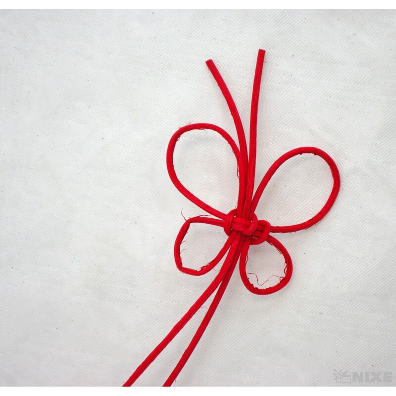 PEDIG MOTÝL 35cm 10ks*ČERVENÁ