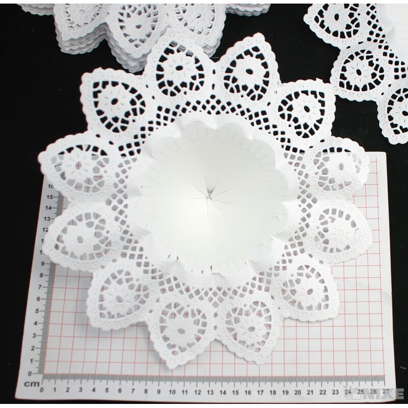 PAPÍROVÁ PODLOŽKA 27cm*BÍLÁ