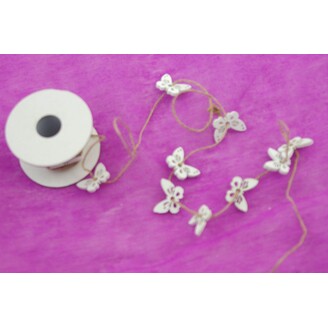 MOTÝL NA PROVÁZKU 2m*BÍLÁ