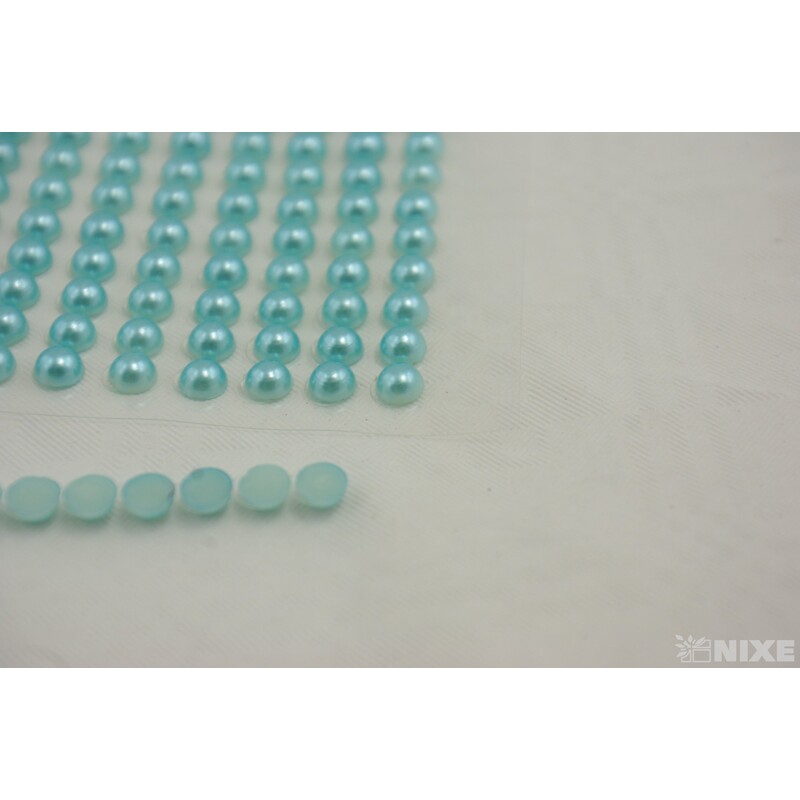 PERLIČKY NALEPOVACÍ 6mm 140ks*MODRÁ SV.