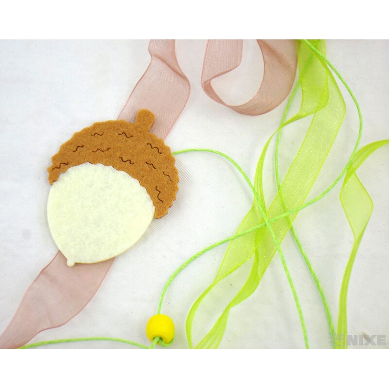 ZÁVĚS FILC LIST 23x23cm*