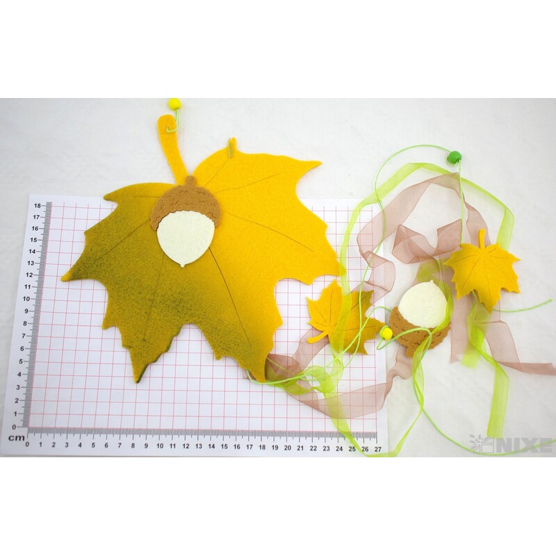 ZÁVĚS FILC LIST 23x23cm*