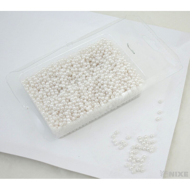 KORÁLKY 4mm 100g*BÍLÁ