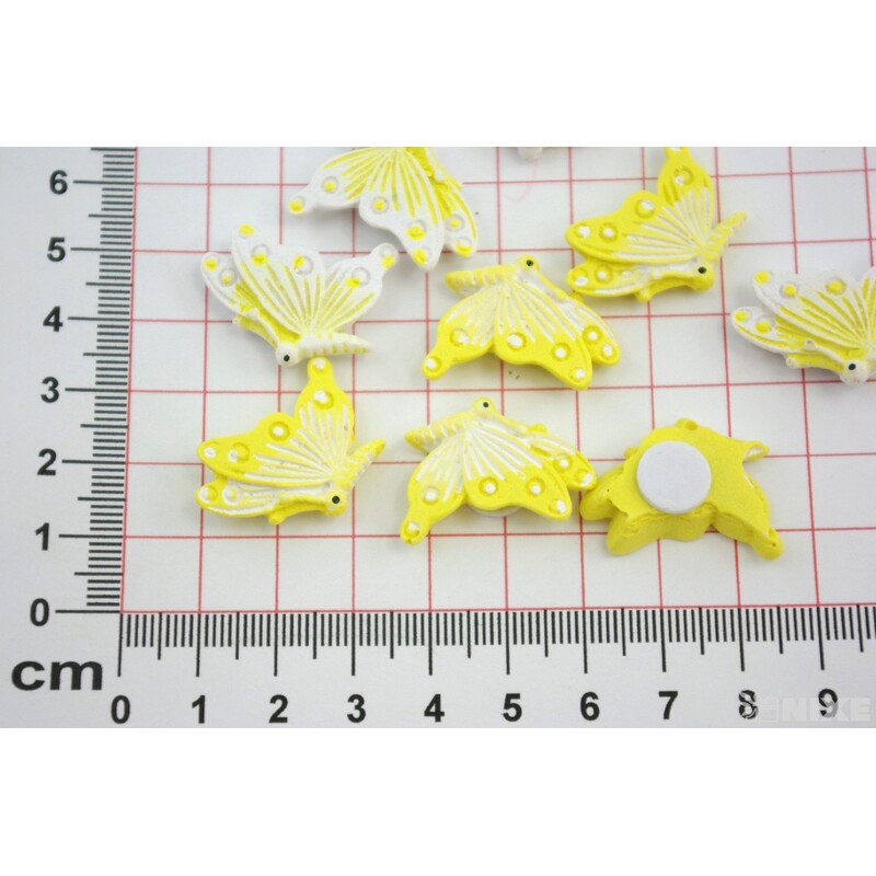 MOTÝL NALEPOVACÍ 2,5cm 9ks*ŽLUTÁ