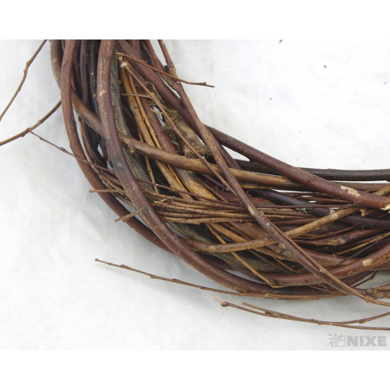 VĚNEC PROUTĚNÝ 28cm*HNĚDÁ