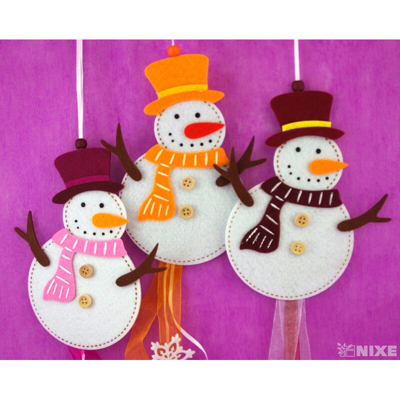 ZÁVĚS FILC SNĚHULÁK 17x16cm*MIX BAREV