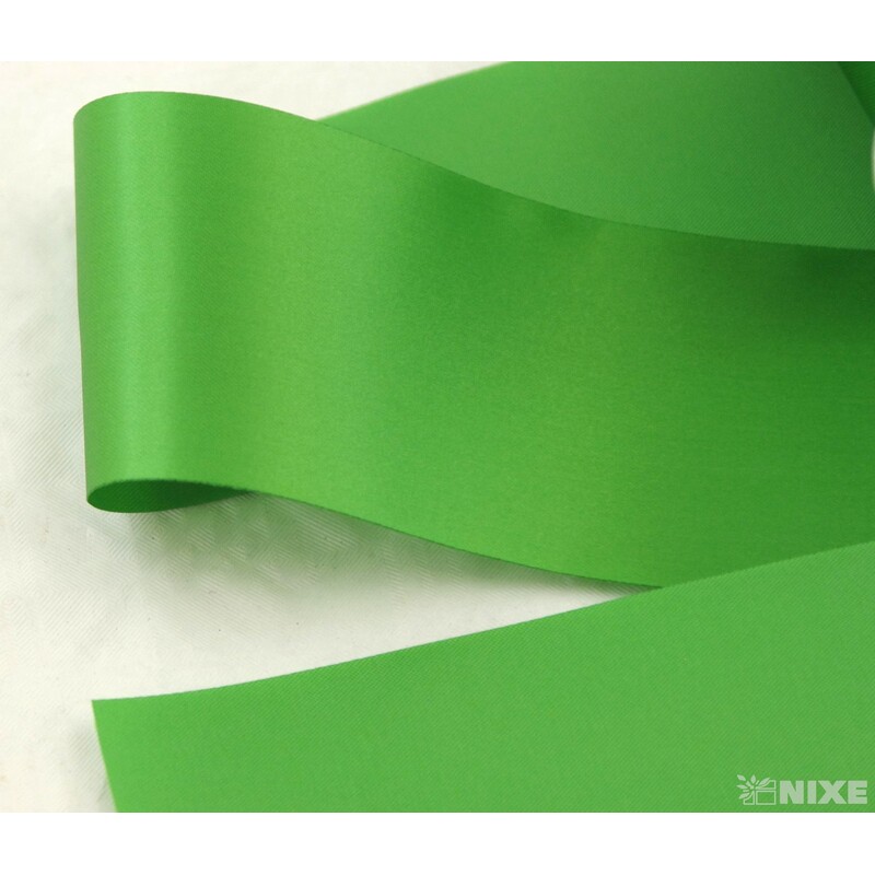 SATÉNOVÁ STUHA RASO 70mmx25m*ZELENÁ 142