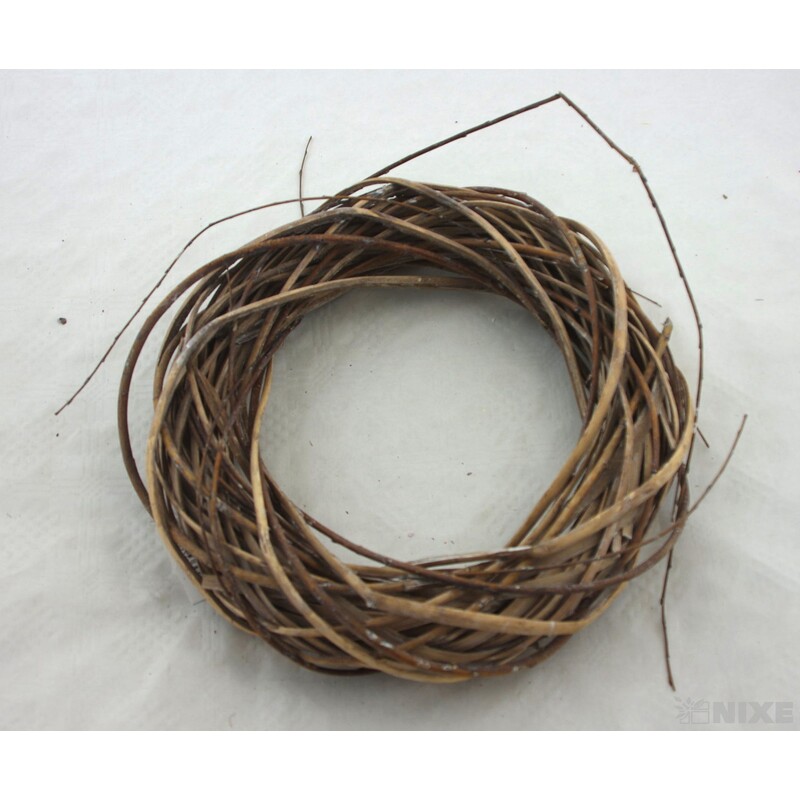 VĚNEC PROUTĚNÝ 29cm*MIX BAREV