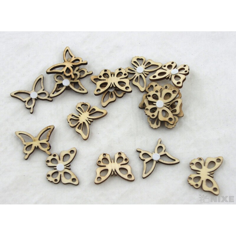 MOTÝL D NALEPOVACÍ 3cm 18ks*PŘÍRODNÍ