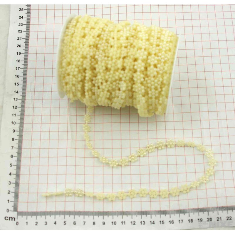 PERLIČKY ŘETĚZ 23m*KRÉMOVÁ