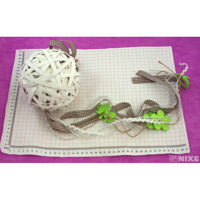 ZÁVĚS KOULE 14cm*BÍLÁ