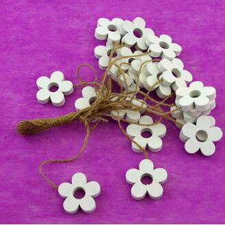 KVÍTEK NA PROVÁZKU 4cm 20ks*BÍLÁ