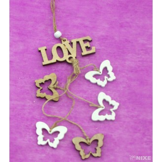 ZÁVĚS DŘEVO LOVE*