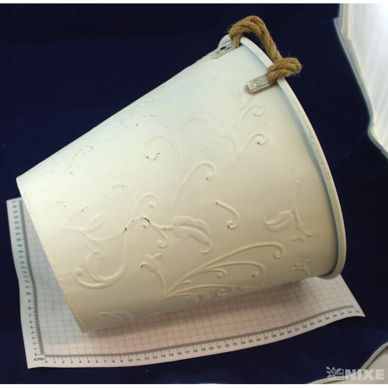 PLECHOVÝ OBAL KRUH 30x30cm 25x24 21x20*BÍLÁ