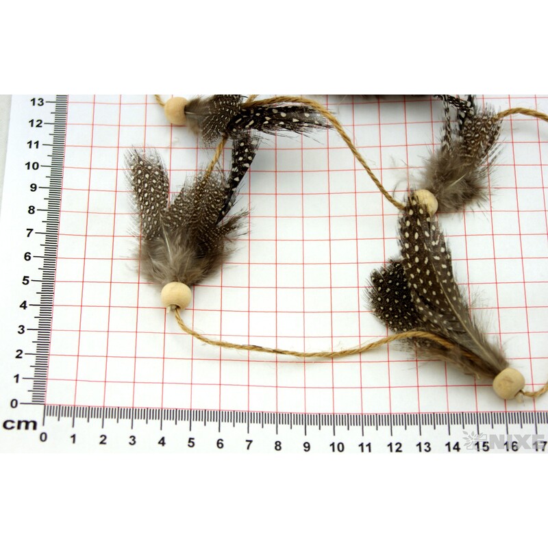 GIRLANDA PEŘÍČKA KROPENATÉ 120cm*