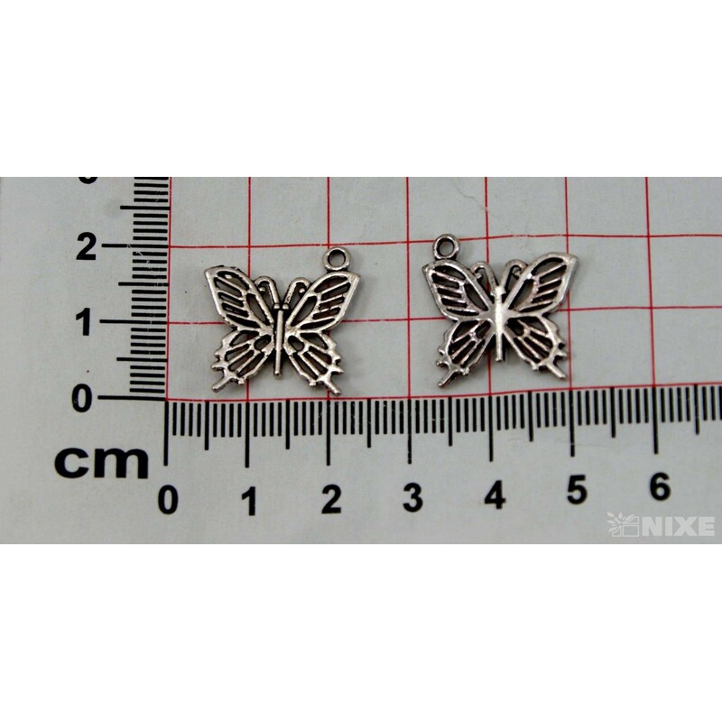ZÁVĚS KOV MOTÝL 20ks 2cm*STŘÍBRNÁ