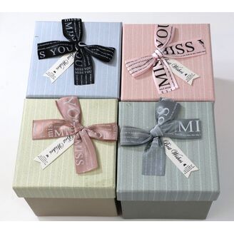 KRABICE 4ks 11x12x11cm*MIX BAREV