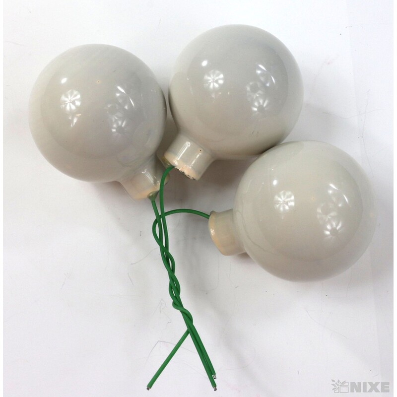 KOULE NA DR. 4x10cm 36ks MAT*BÍLÁ