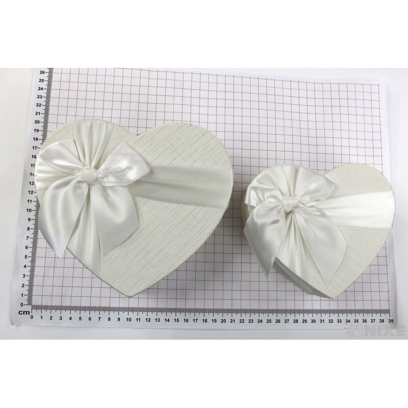 KRABICE SRDCE 3ks 20x8,5cm 16,5x7 13,5x5,5*BÍLÁ