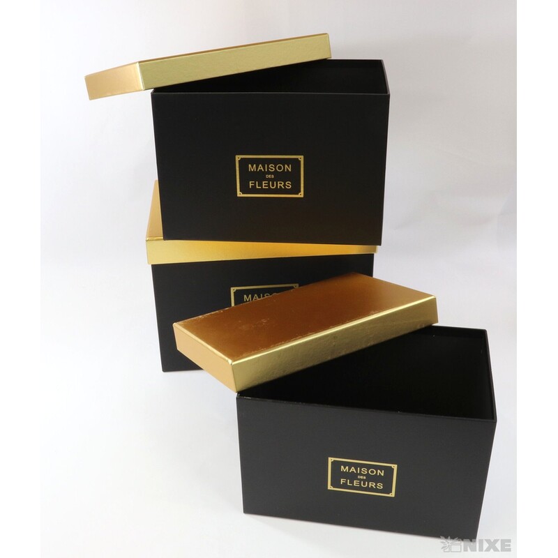 KRABICE 26x18x18cm 24x16x16 22x14x14*MIX BAREV