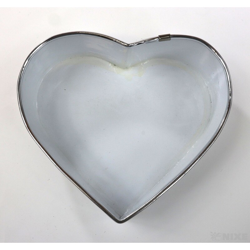 PLECHOVÁ MISKA SRDCE 20x6cm*BÍLÁ