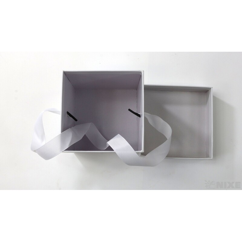 KRABICE 5ks 11x10x10cm*BÍLÁ