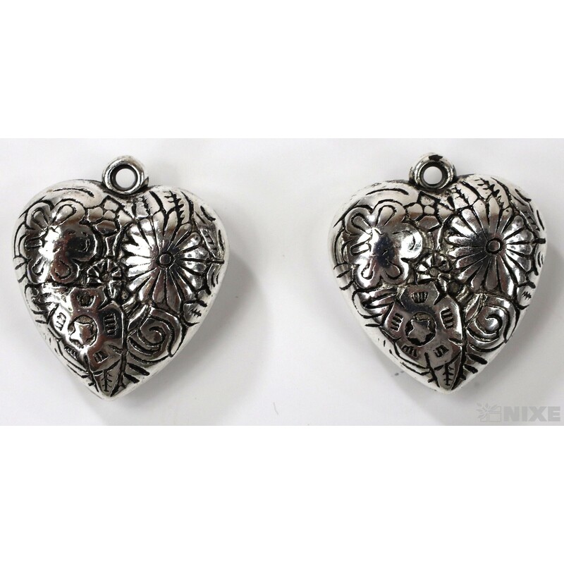 ZÁVĚS KOV SRDCE 8ks 3cm*STŘÍBRNÁ
