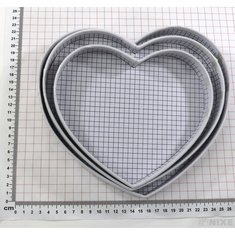 KRABICE SRDCE 22x10cm 19x8 17x7*BÍLÁ