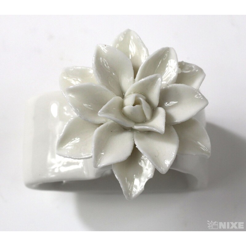 STOJAN NA UBROUSKY 6ks 6,5x4,8cm*BÍLÁ