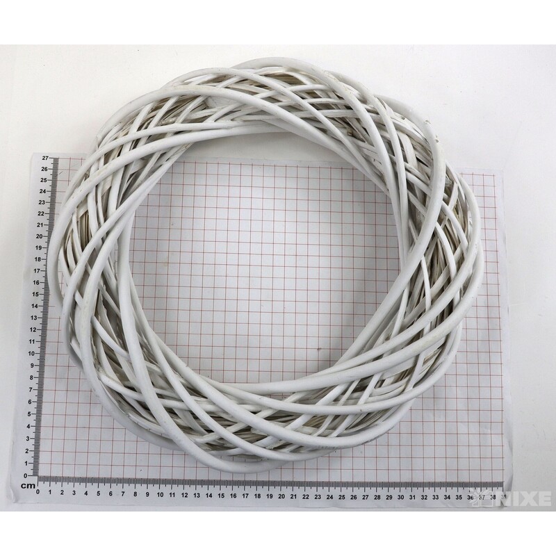 VĚNEC PROUTĚNÝ 35cm*BÍLÁ