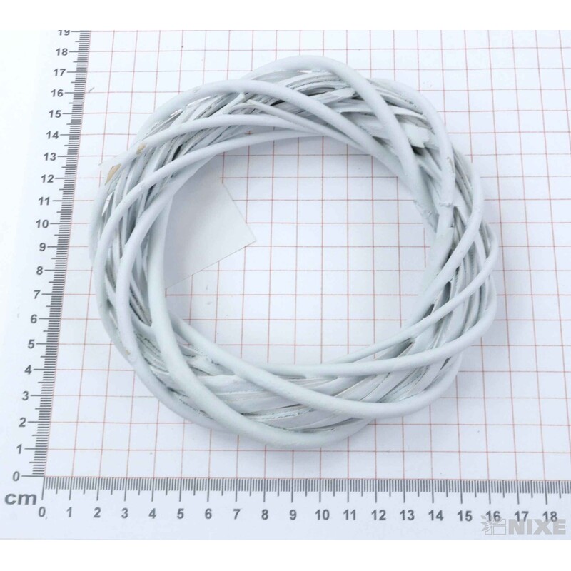 VĚNEC PROUTĚNÝ 15cm*MIX BAREV