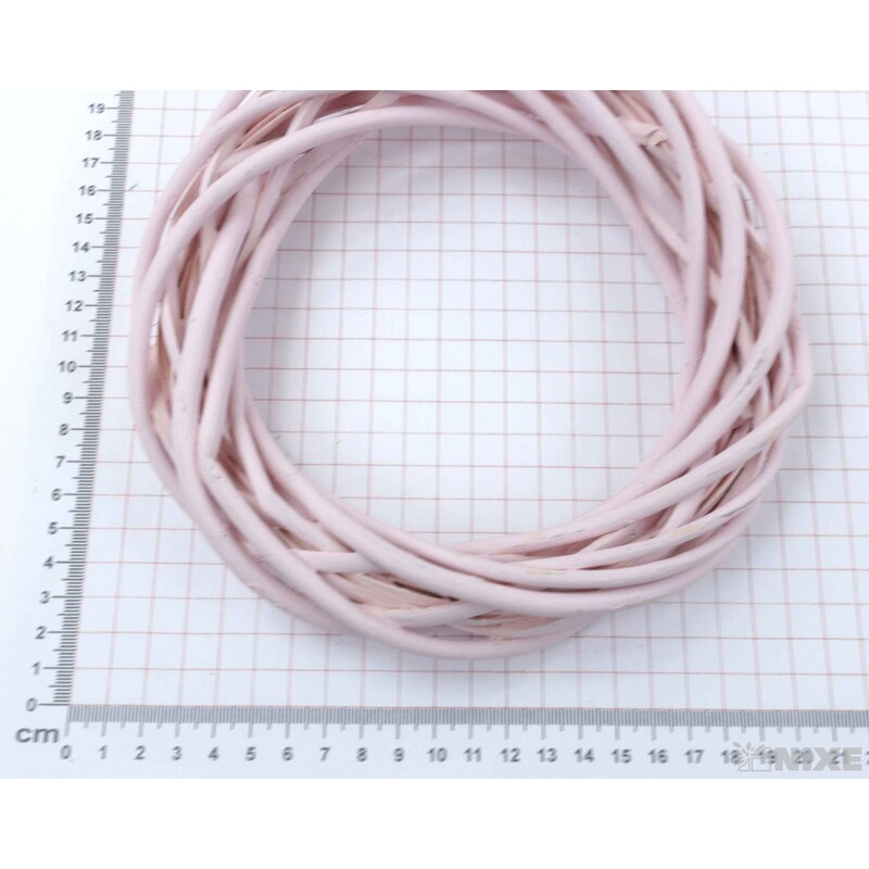 VĚNEC PROUTĚNÝ 20cm*MIX BAREV