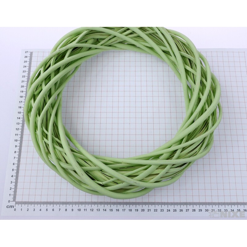 VĚNEC PROUTĚNÝ 30cm*MIX BAREV