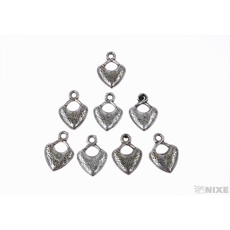 ZÁVĚS KOV SRDCE 8ks 3cm*STŘÍBRNÁ