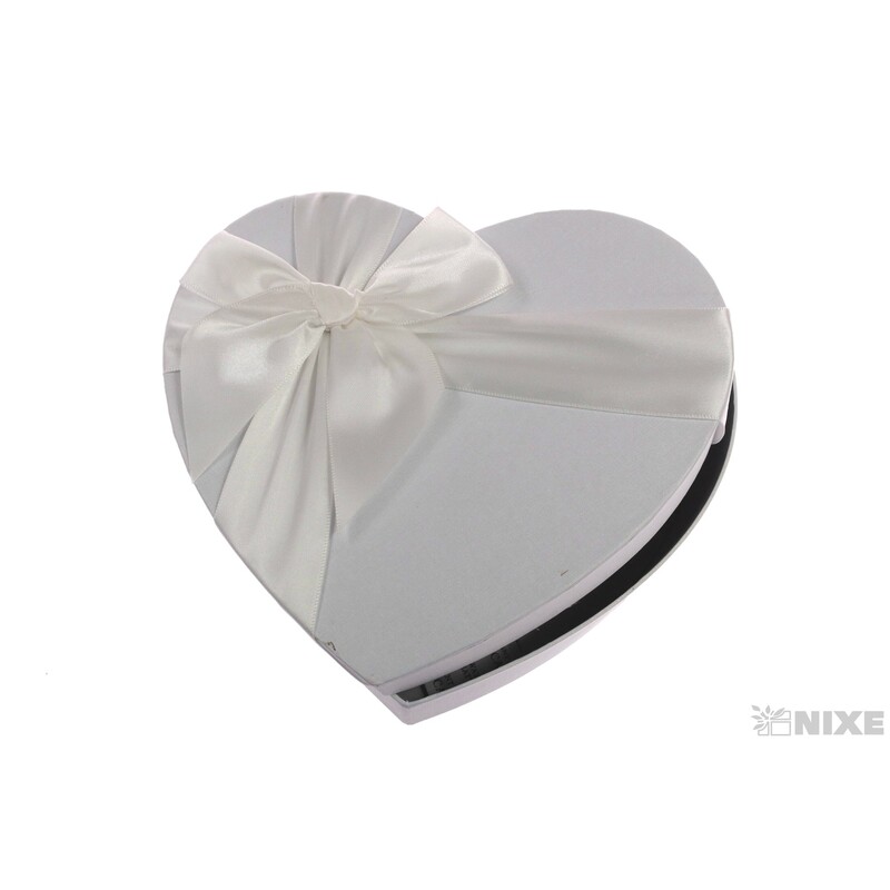 SRDCE BOX 3ks 22x20x9cm 18,5x17x7,5 16x14x8*BÍLÁ