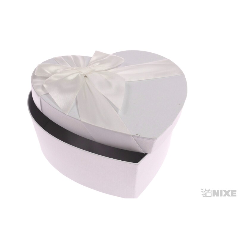 SRDCE BOX 3ks 22x20x9cm 18,5x17x7,5 16x14x8*BÍLÁ