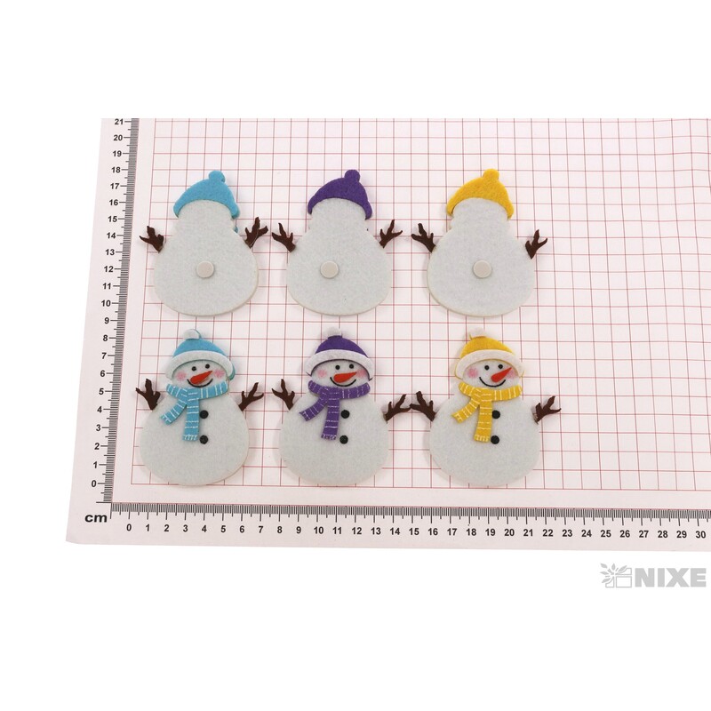 SNĚHULÁK FILC NALEP 2ks 8x6cm*MIX BAREV