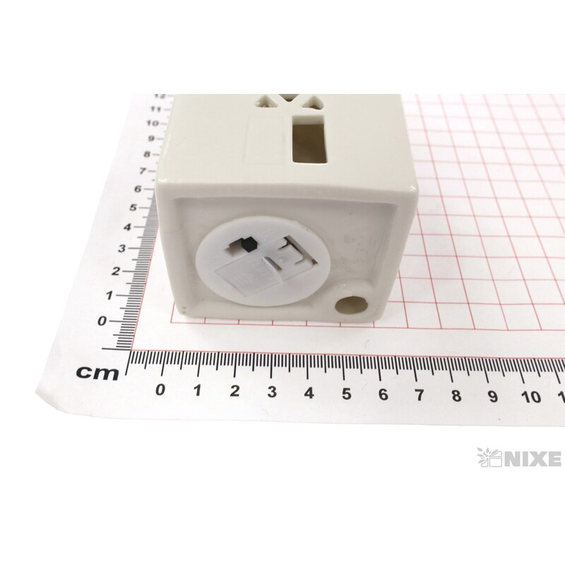 DOMEK PORCELÁN SVÍTÍCÍ 9X6cm*BÍLÁ